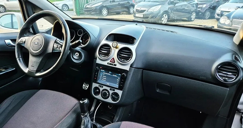 Opel Corsa cena 9999 przebieg: 214000, rok produkcji 2008 z Knyszyn małe 596